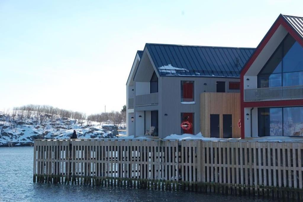 Seafront Apartment Henningsvær Eksteriør bilde