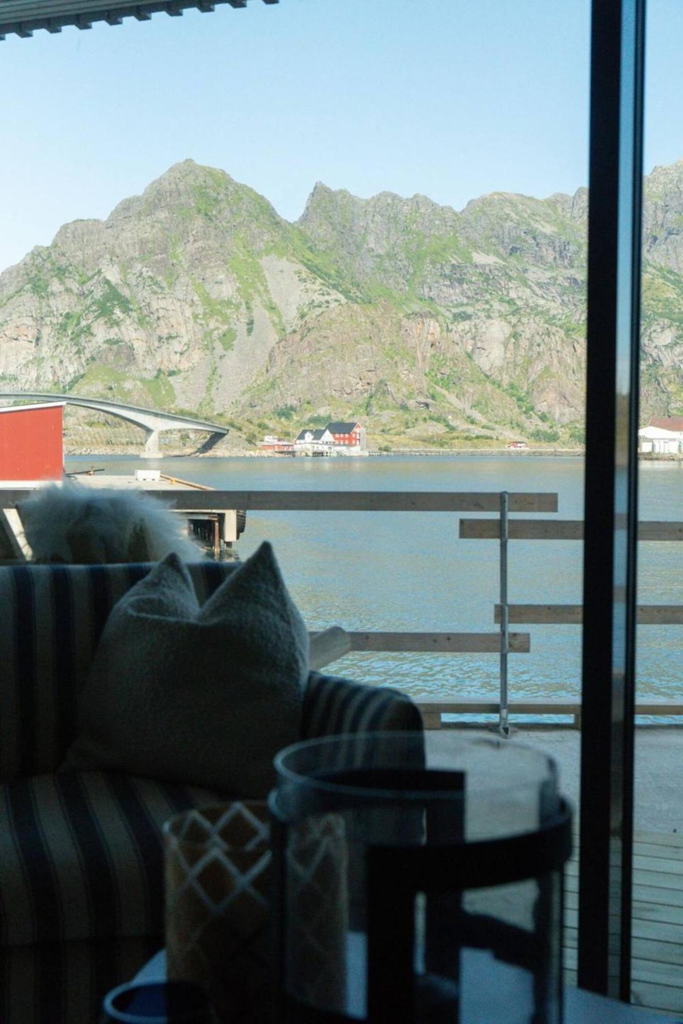Seafront Apartment Henningsvær Eksteriør bilde